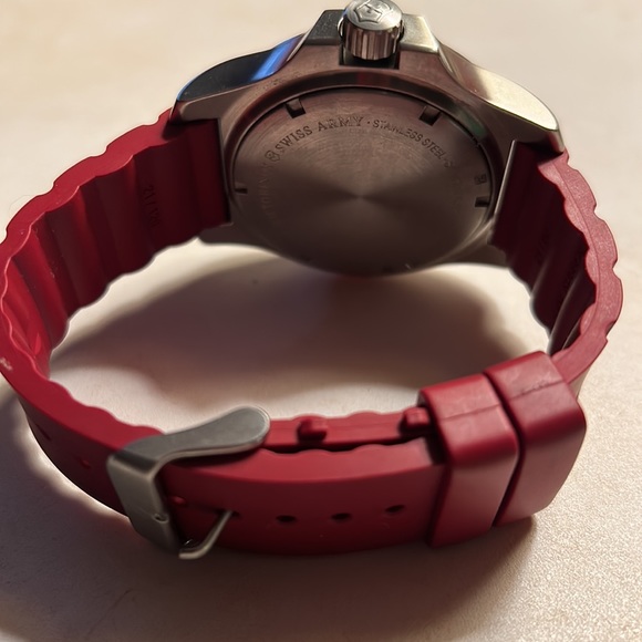 Victorinox Swiss Army INOX Watch-UNISEX - Picture 6 of 10